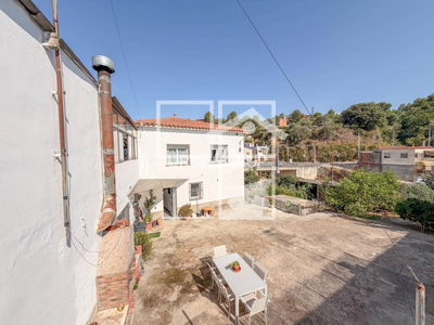 Local en Calle Fuente de Santa Teresa Número 1  , Terrassa Barcelona