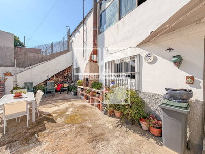 Local en Calle Fuente de Santa Teresa Número 1  , Terrassa Barcelona